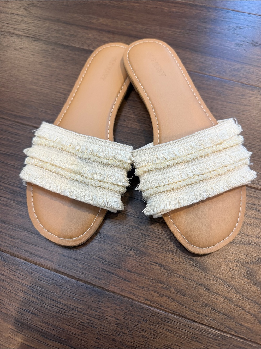 Old Navy Fringe and Beaded Sandals Size 6.5 - C54-006 - Picture 4 of 4